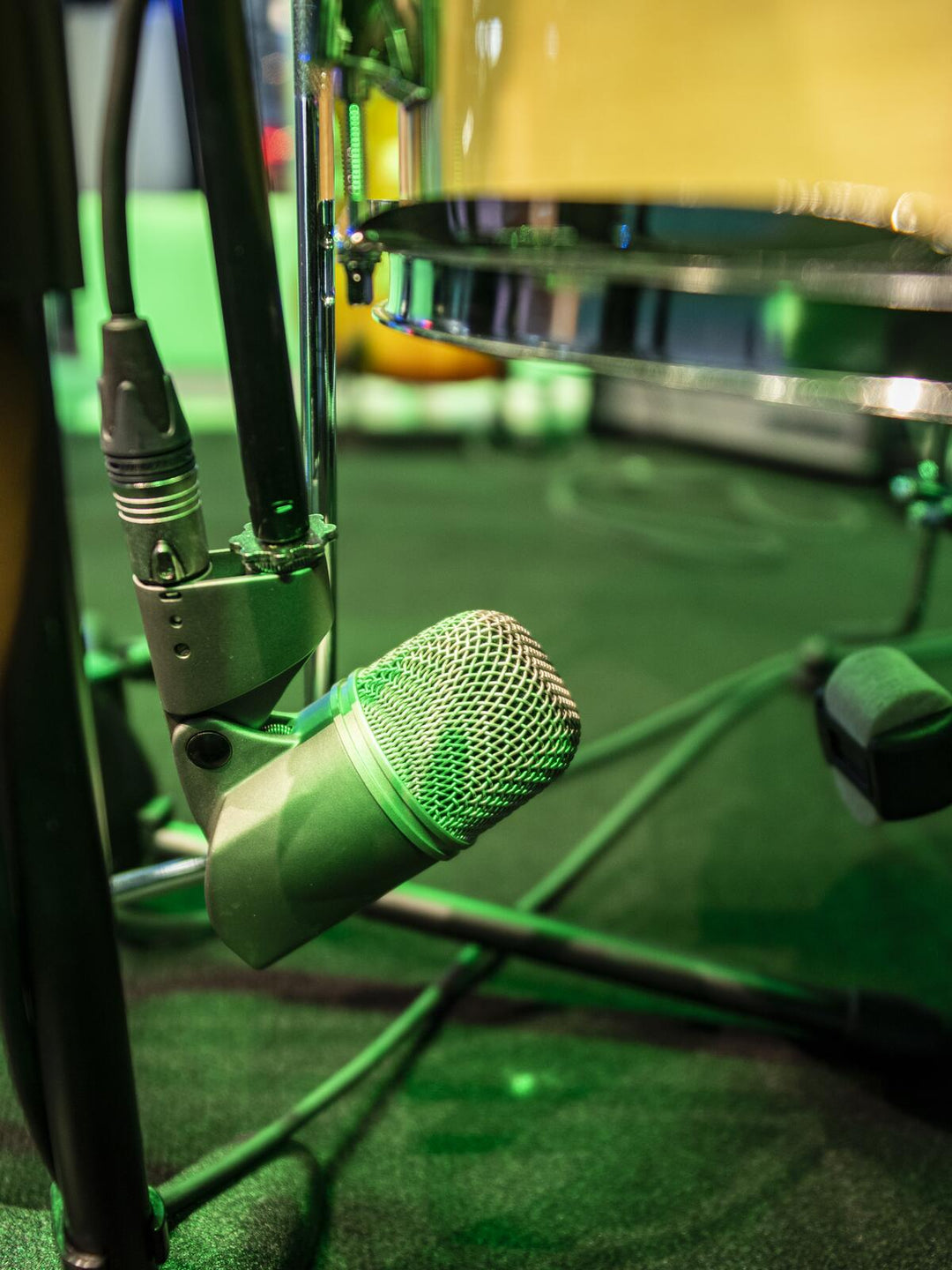 OMNITRONIC MIC 77M Microfono per batteria da rack