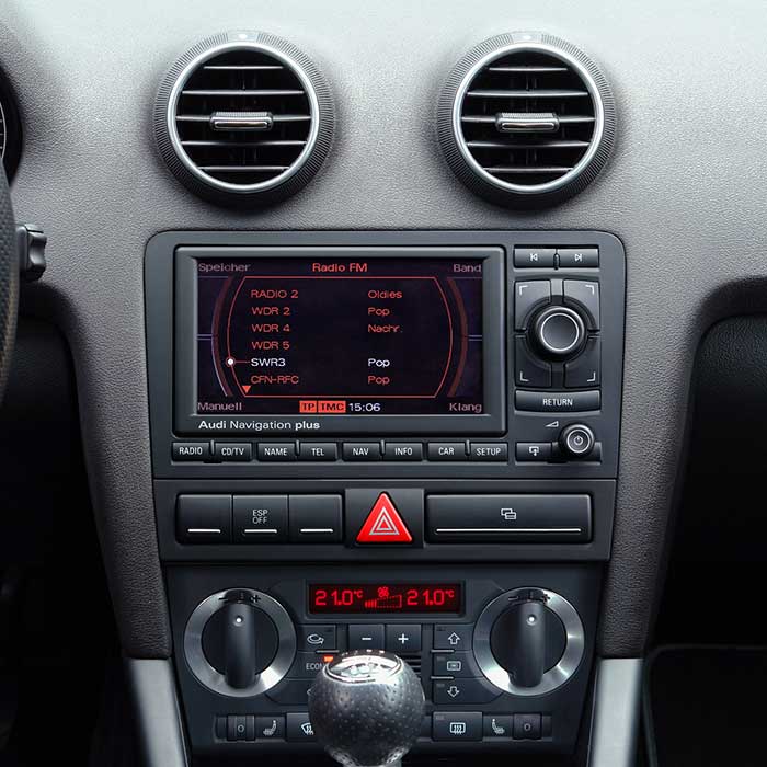 Kit 2-DIN 8" per Audi A3 senza display