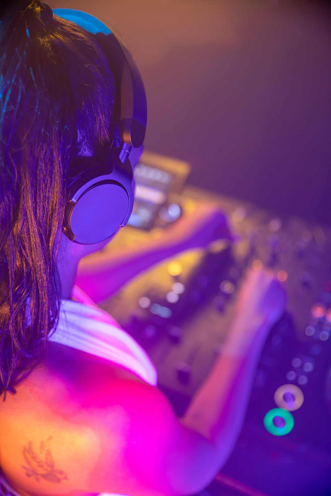 Cuffie DJ wireless AlphaTheta HDJ-F9 – Black