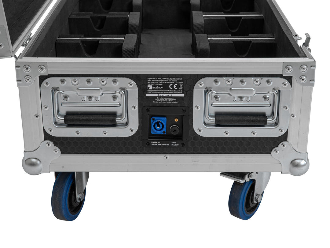 ROADINGER Flightcase 6x AKKU UP-4 QCL Spot QuickDMX MK2 con funzione di ricarica e ruote