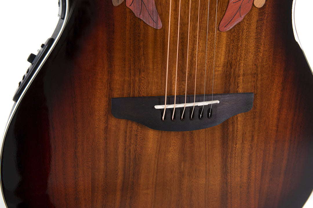 Ovation Chitarre elettroacustiche Celebrity Elite Plus Super Shallow - Koa Burst (CE48P-KOAB-G)