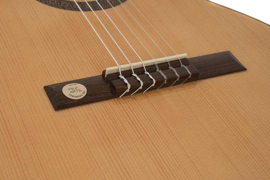 Chitarra classica GEWA Pro Arte GC 100 A - misura 7/8