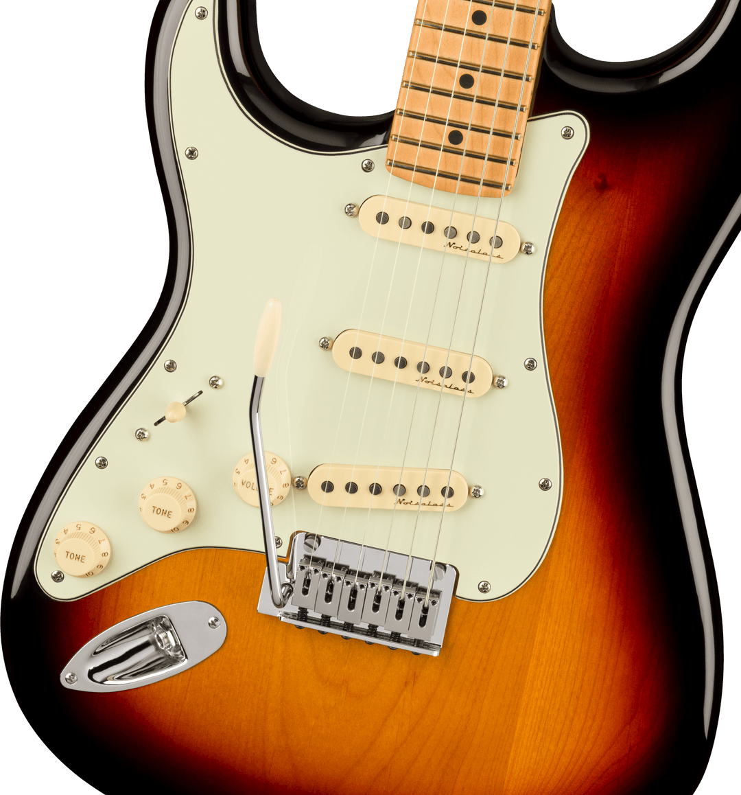 Fender Player Plus Stratocaster Chitarra elettrica per Mancini (3-Color Sunburst)