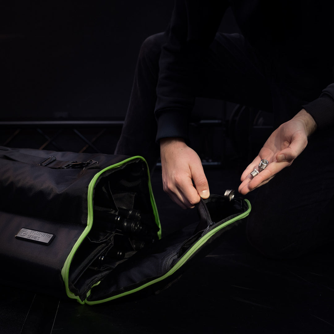 Gravity TBG MS 6 B - Borsa da trasporto touring per fino a sei stativi per microfono, con ruote
