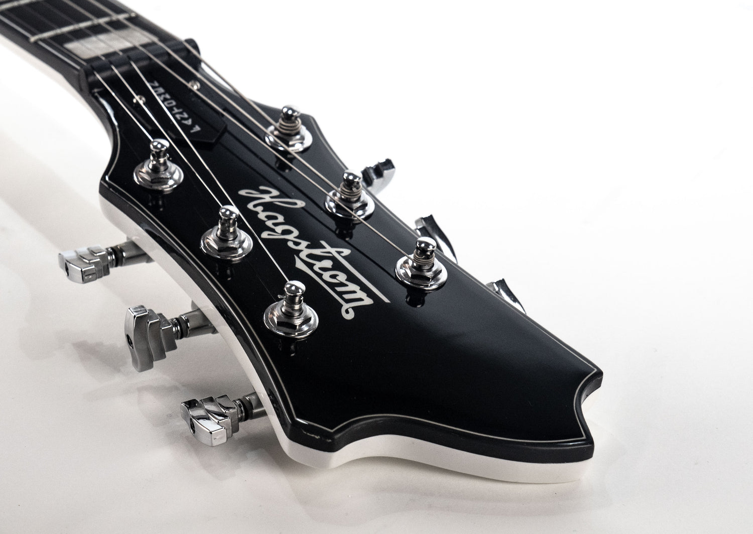 Hagstrom The Phantom Electric Guitar (White)