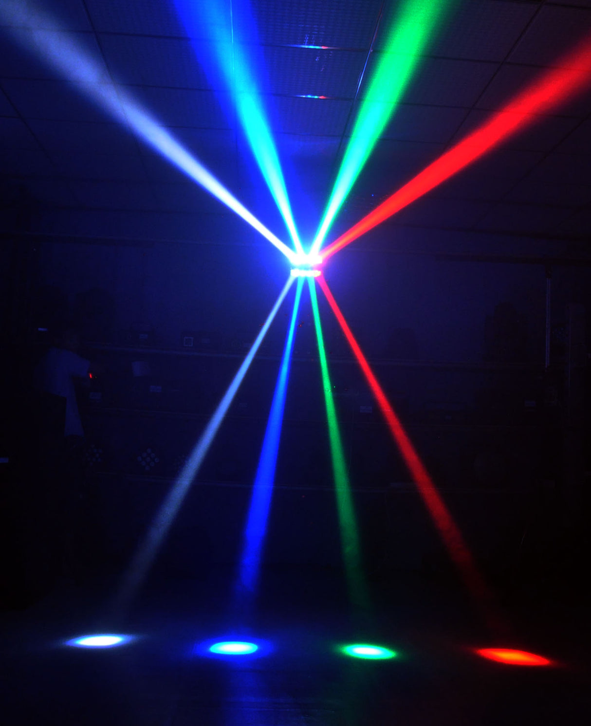 Ibiza Mini Spider Light Effect (RGBW)