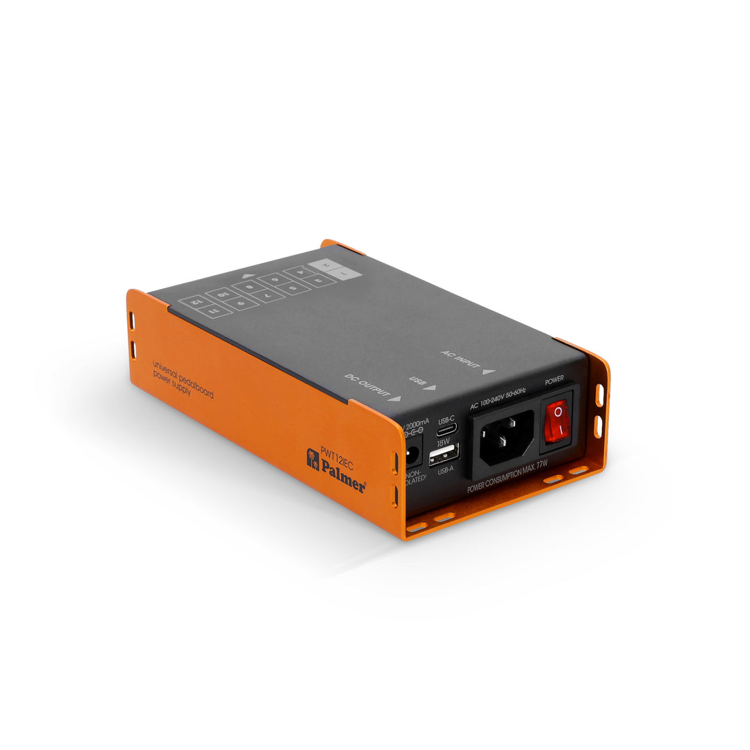 Palmer PWT 12 IEC - alimentatore universale per pedalboard con USB