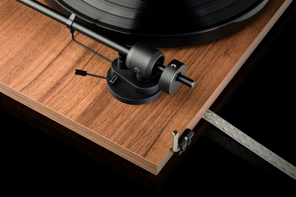 Pro-Ject E1 AT3600L Turntable (Walnut)