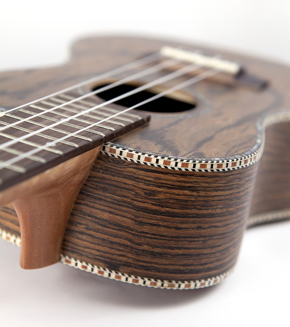 Reno RU370 Grand Concerto Ukulele (Naturale)