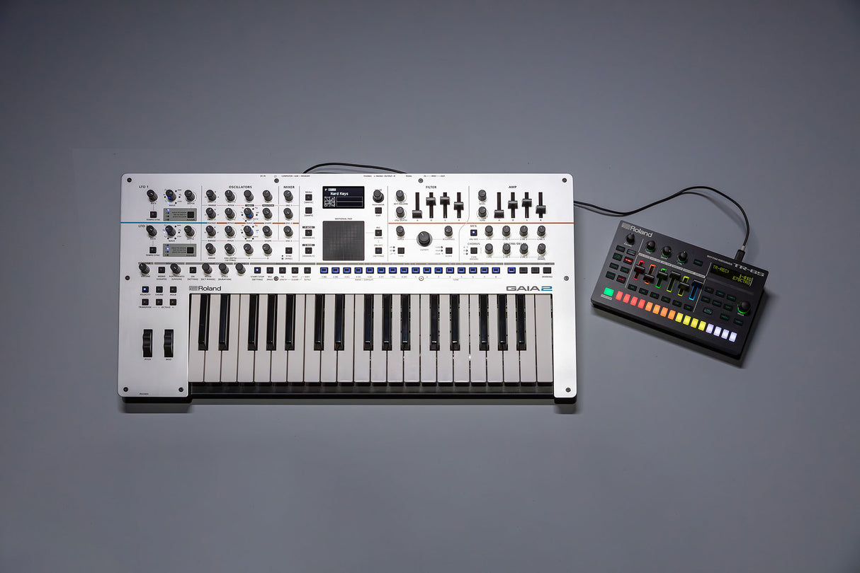 Roland GAIA 2 Synthesizer