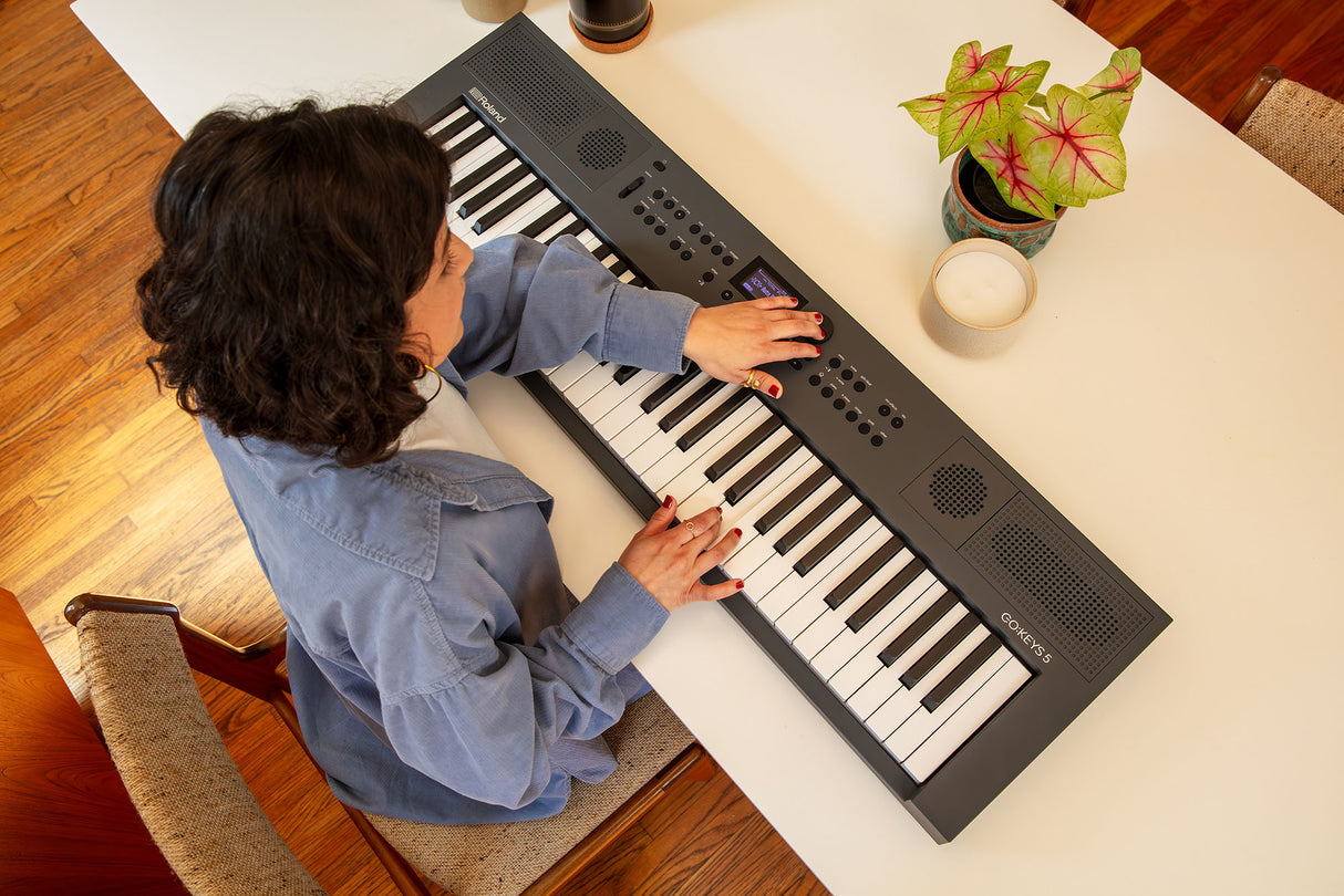 Roland GO:KEYS 5 Keyboard (White)