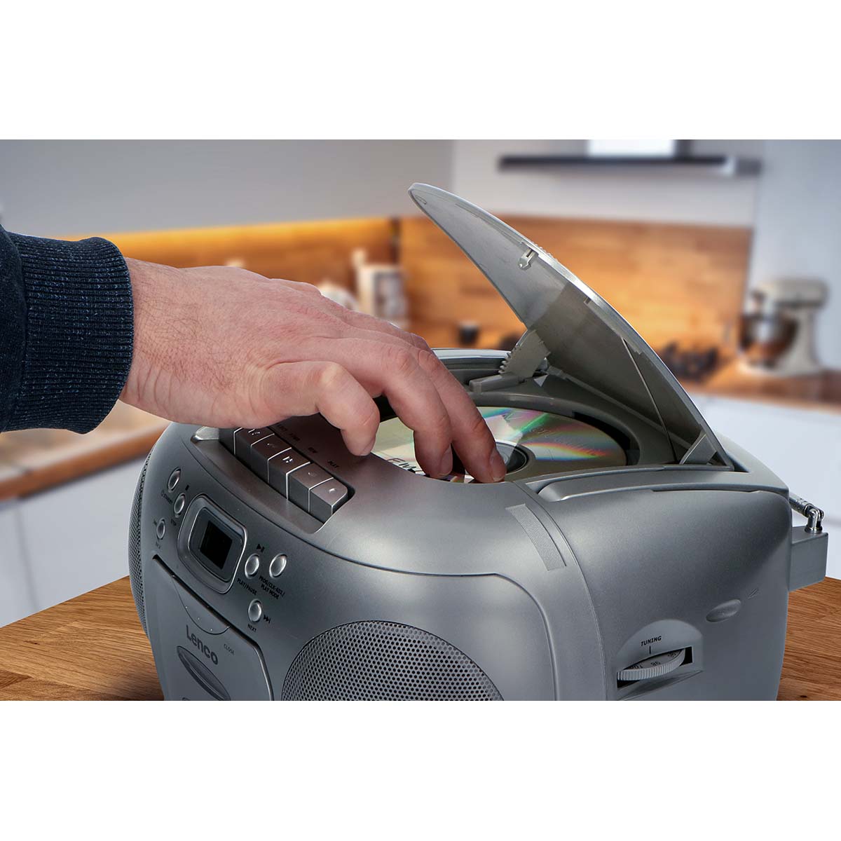 Lettore FM/CD e cassette portatile, Argento