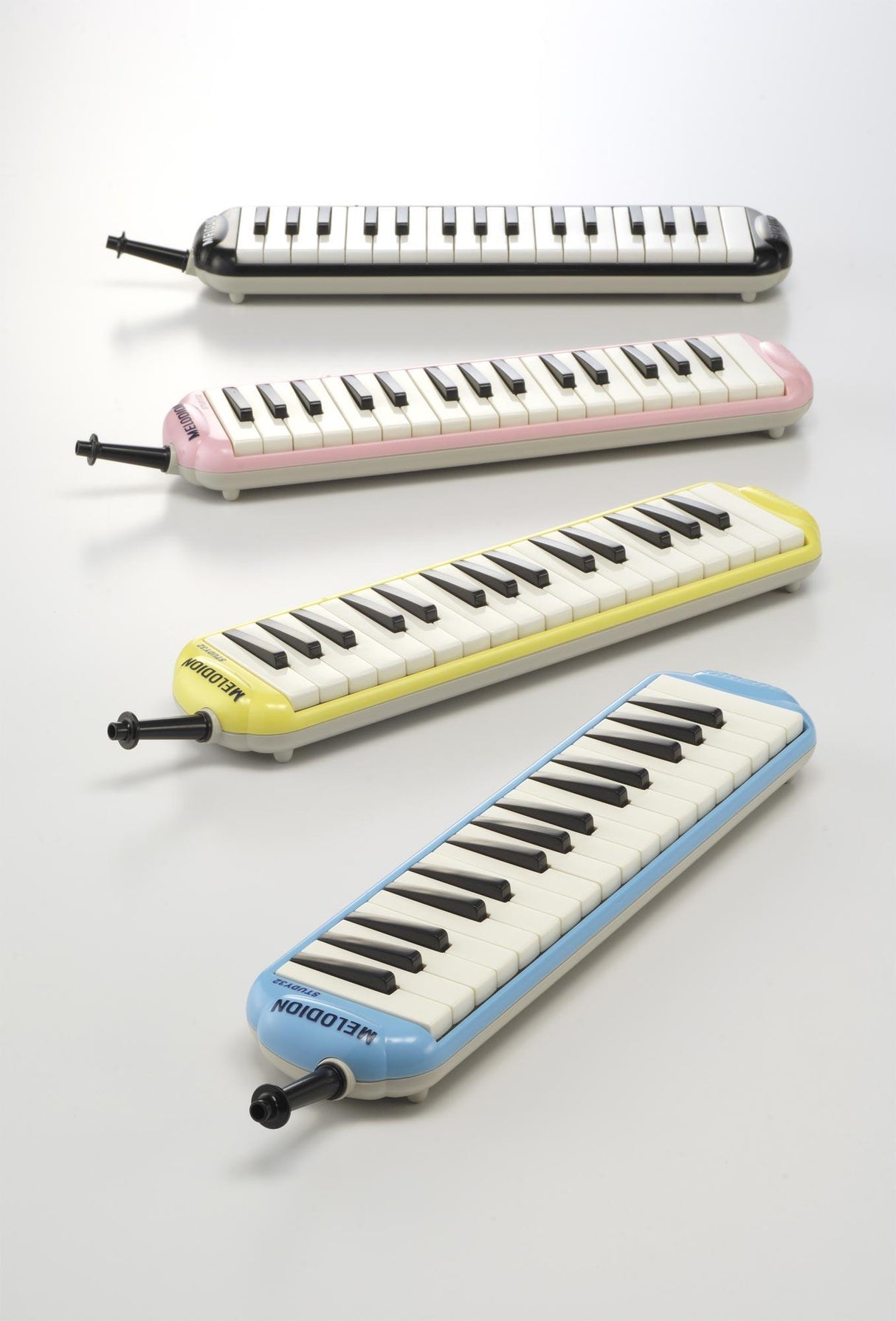 Suzuki Studio Alt Melodica (Pink)