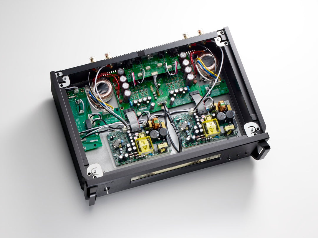 TEAC AP-701 Amplificatore Stereo/Mono (Argento)
