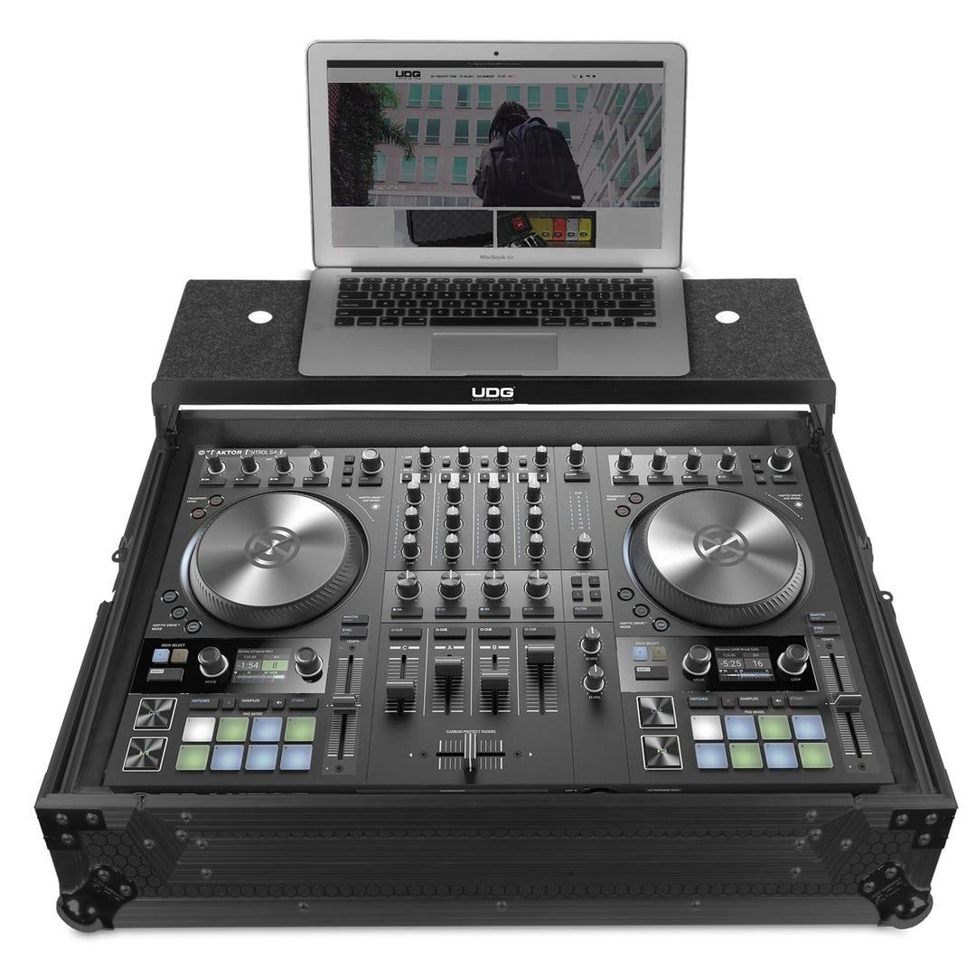 UDG Ultimate Flight Case NI Kontrol S4 MK3 Nero Plus (L)