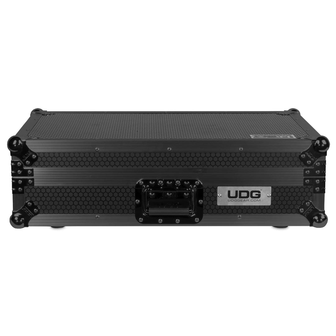 UDG Ultimate Flight Case NI Kontrol S4 MK3 Nero Plus (L)