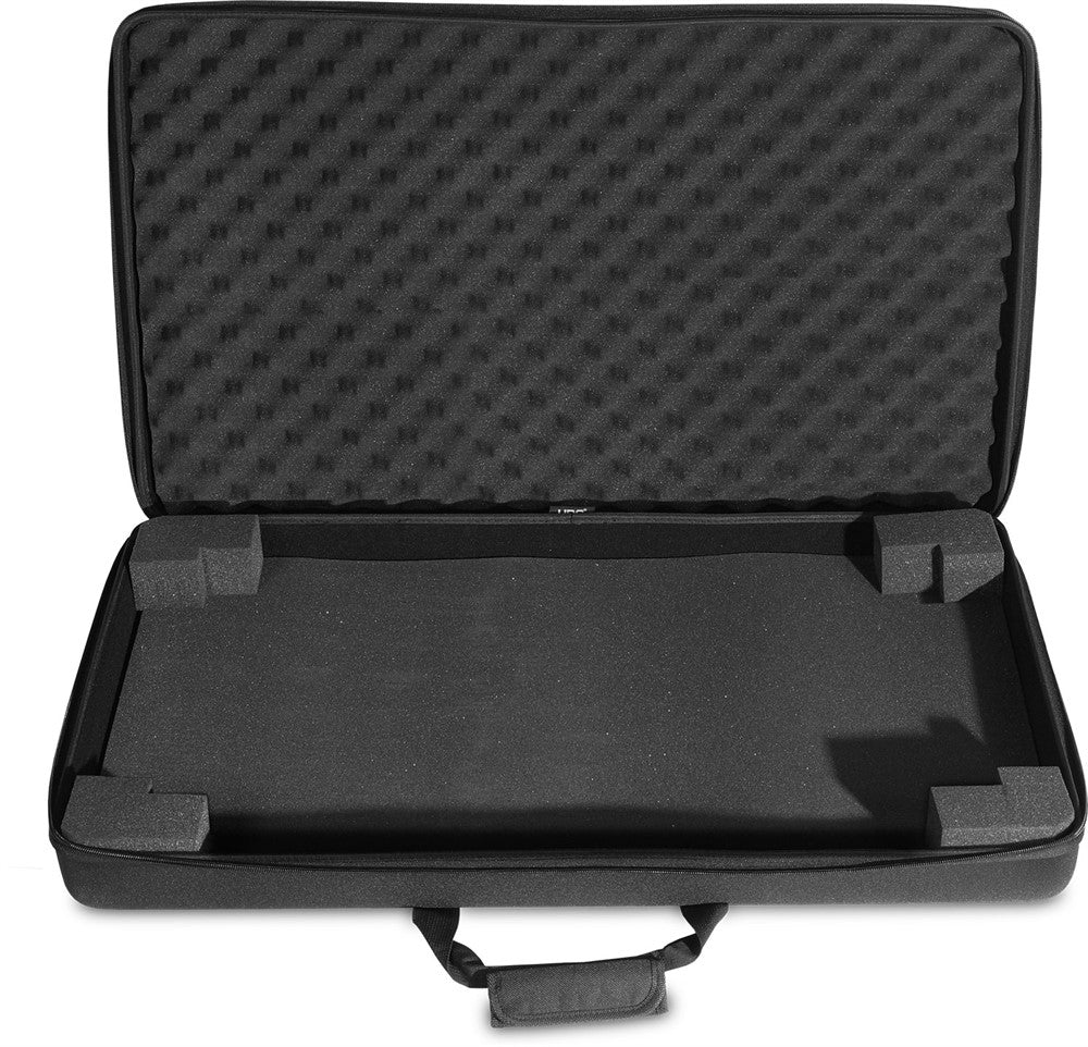 UDG Creator NI Traktor Kontrol S4 MK3/S2 MK3/Numark Mixstream Pro hardcase Nero