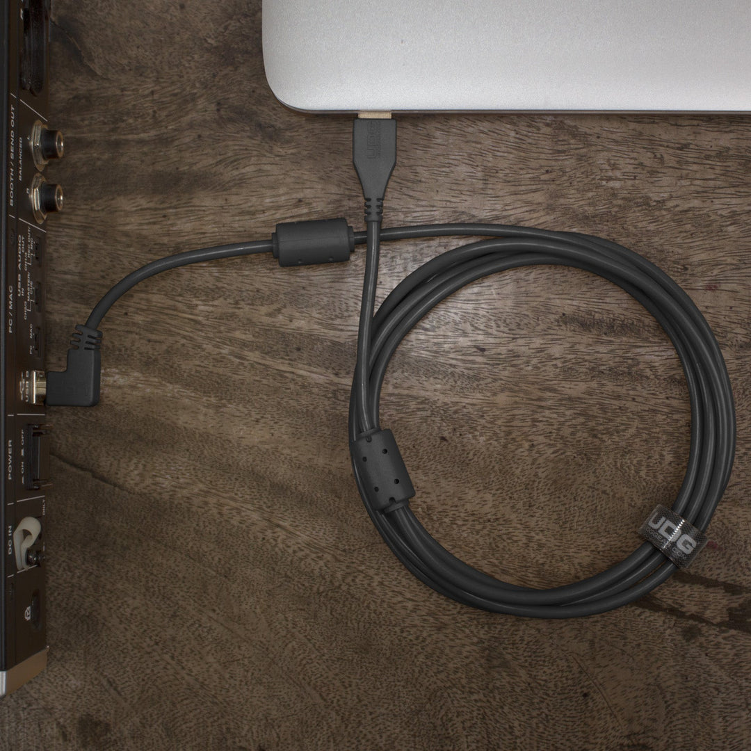 UDG Ultimate Audio Cable USB 2.0 A-B Nero Angolato 1m