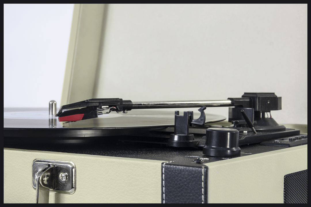Madison Giradischi Vintage con Bluetooth (Crema)