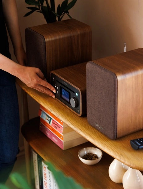 Sistema Mini Hi-Fi Stereo Pure Classic – DAB+, CD, Bluetooth, 40W, noce