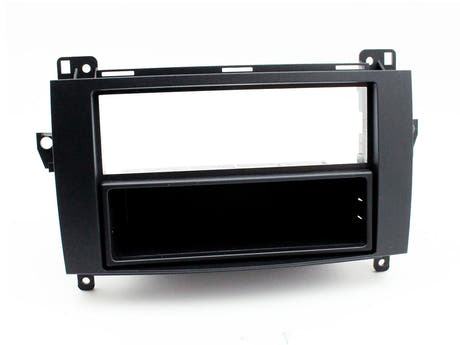21CT24MB06 1-DIN Cornice per Mercedes