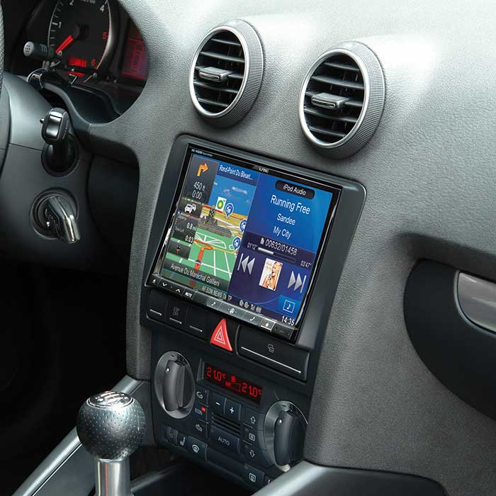 Kit 2-DIN 8" per Audi A3 senza display