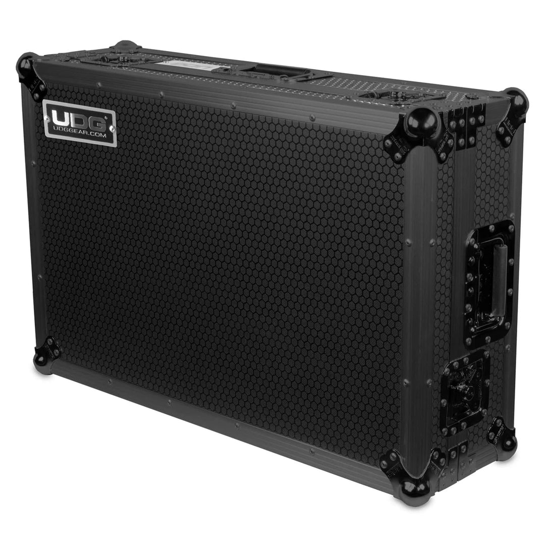 UDG Ultimate Flight Case Denon DJ SC LIVE 4 Black Plus (Ruote)