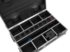 ROADINGER Flightcase 8x AKKU Mini IP UP-4 QCL Spot MK2 con funzione di ricarica