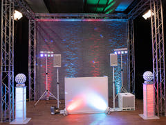 EUROLITE 2x Stage supporto variabile incl. copertura e borsa, bianco