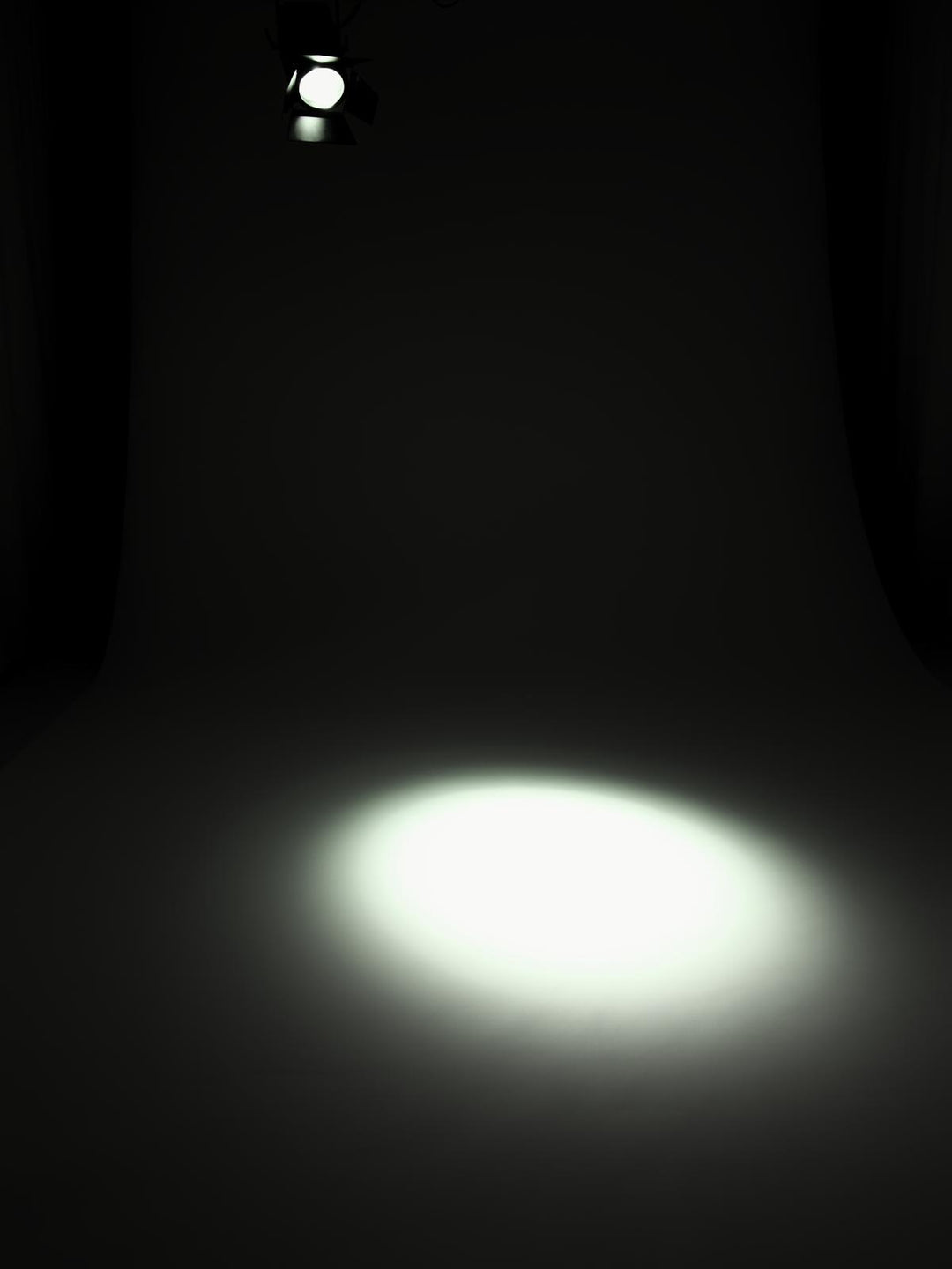 Eurolite LED THA-250F Faretto Teatrale