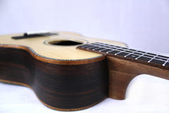 Reno RU440 Tenor Ukulele (Natur)
