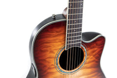 Ovation E-Acoustic Chitarre Celebrity Standard Plus Mid Cutaway - Cognac Burst Gloss (CS24X-7C-G)