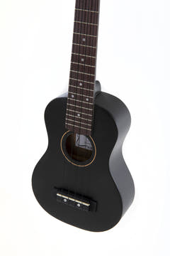 Miguel Almeria ukulele soprano, nero opaco