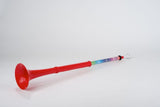 pBuzz rosso, strumento per principianti in plastica con tiro