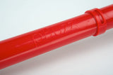 pBuzz rosso, strumento per principianti in plastica con tiro