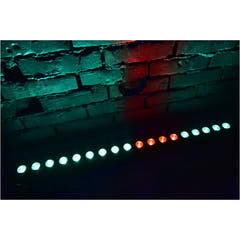 LIGHT4ME PIXEL BAR 18 barra LED RGBW IR + telecomando