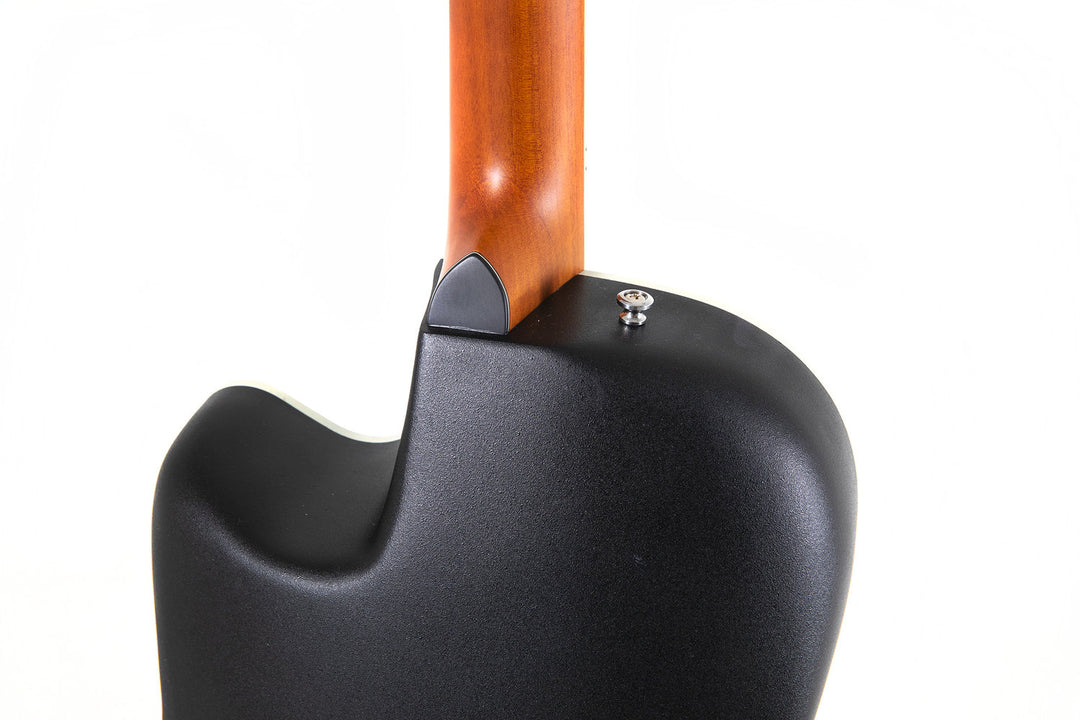 Ovation chitarre elettroacustiche Celebrity Standard Plus Mid Cutaway - Transparent Blackburst Flame (CS24P-TBBY-G)