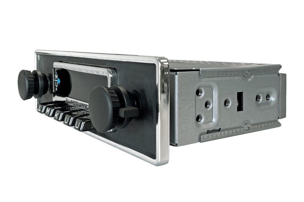 Blaupunkt Frankfurt Stereo Retro autoradio per auto con DAB+, Bluetooth, USB-C e AUX