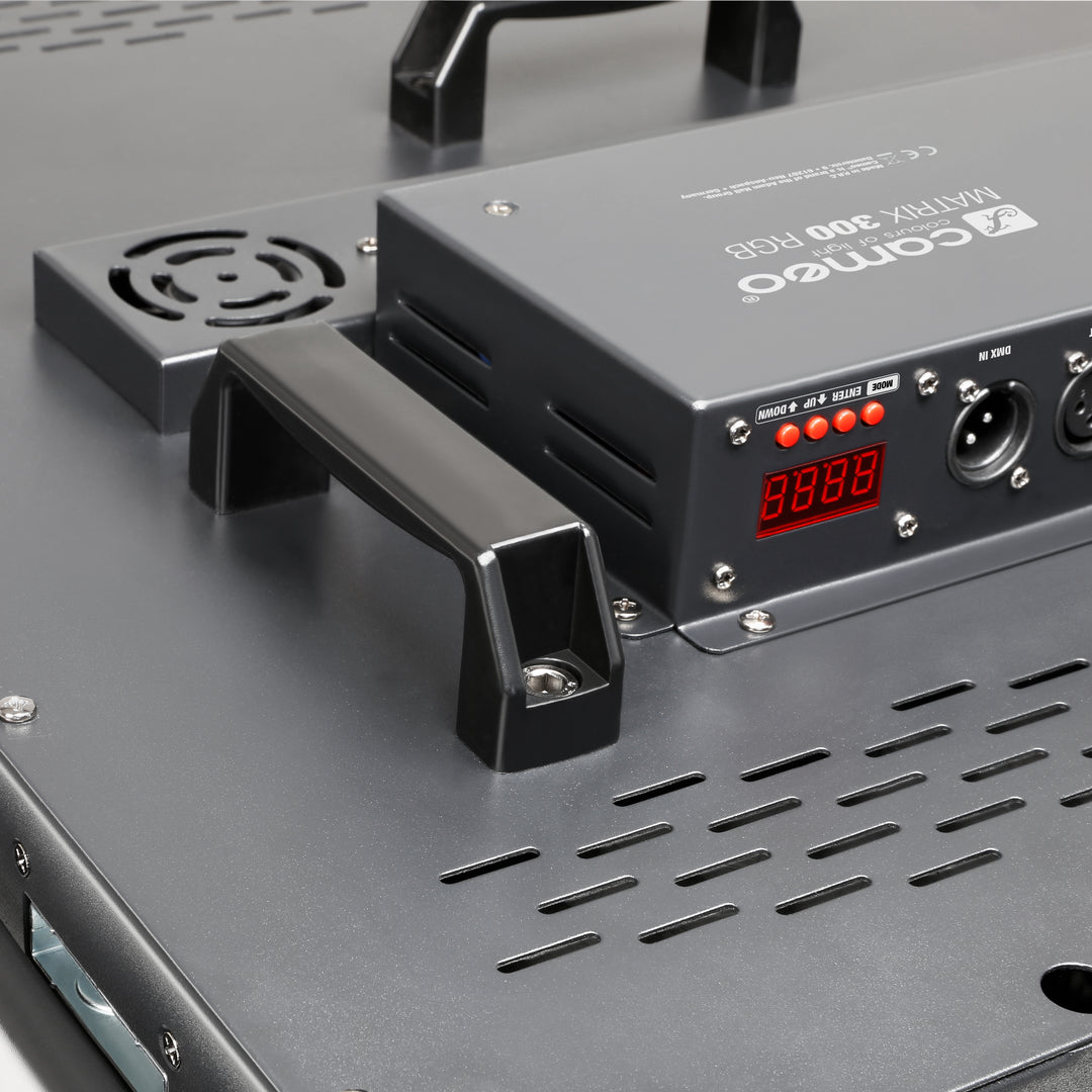Cameo MATRIX PANEL 10 W RGB - pannello a matrice LED RGB 5 x 5 con controllo individuale dei pixel