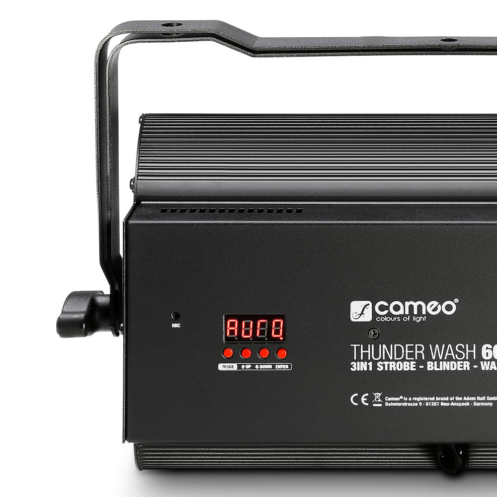 Cameo THUNDER® WASH 600 W - luce strobe-, blinder- e wash 3-in-1 648 x 0,2 W luce bianca