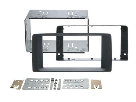 CT23MN02 2-DIN Cornice per MAN