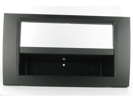 CT24AU06 1-DIN Cornice per Audi A4
