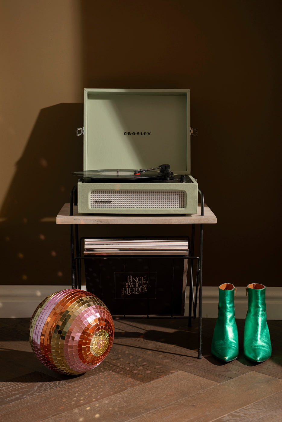 Crosley - Wiltshire Tavolo per giradischi (Naturale)
