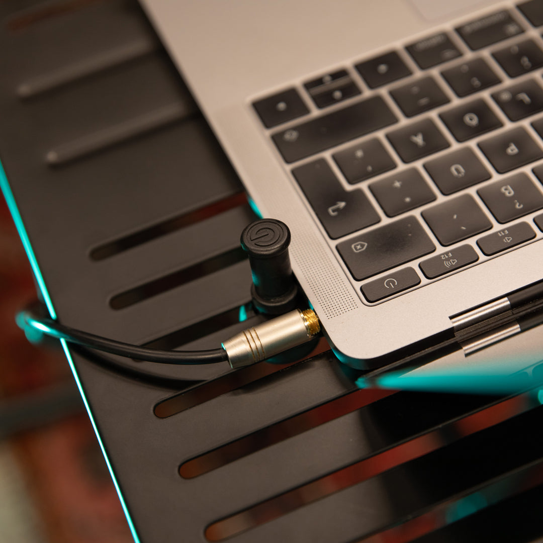 Gravity LTS TRAY 1 - Laptopbakke med justerbare fastholdelsespinde