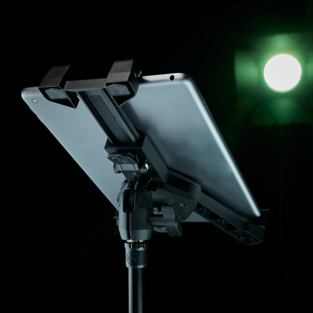 Gravity MA T TH 02 - supporto universale per tablet da montare su stativo per viaggiatori
