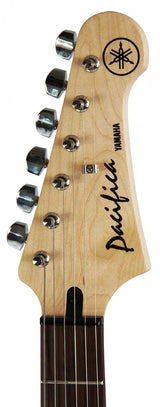 Yamaha PACIFICA012 Electric guitar (Black)