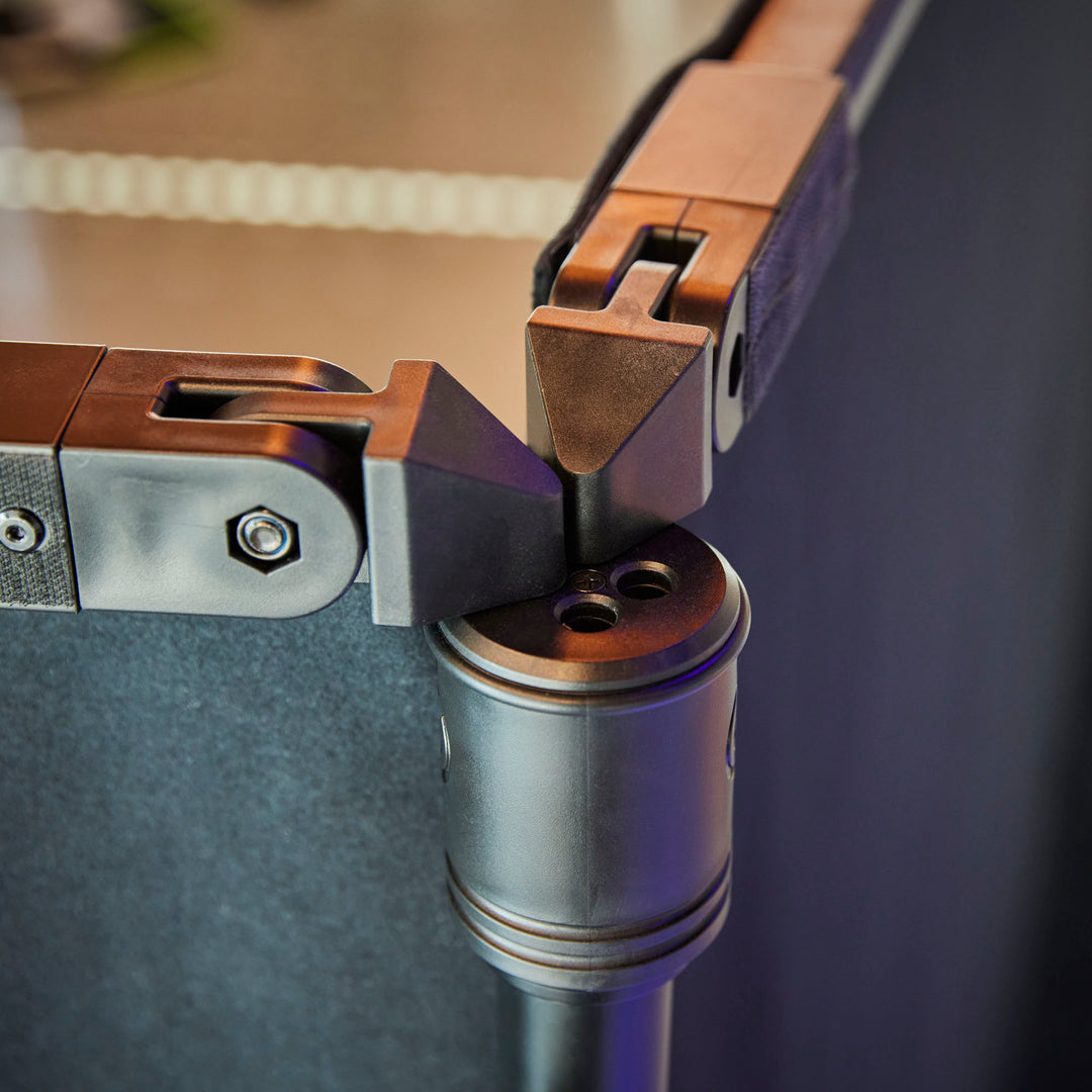 Gravity PAD A - adattatore per tubi e drappeggi a 4 vie per stativi da 35 mm