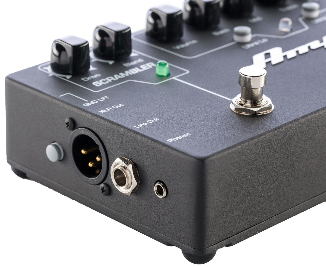 Ampeg SCR-DI Bass Overdrive/DI Pedale per basso