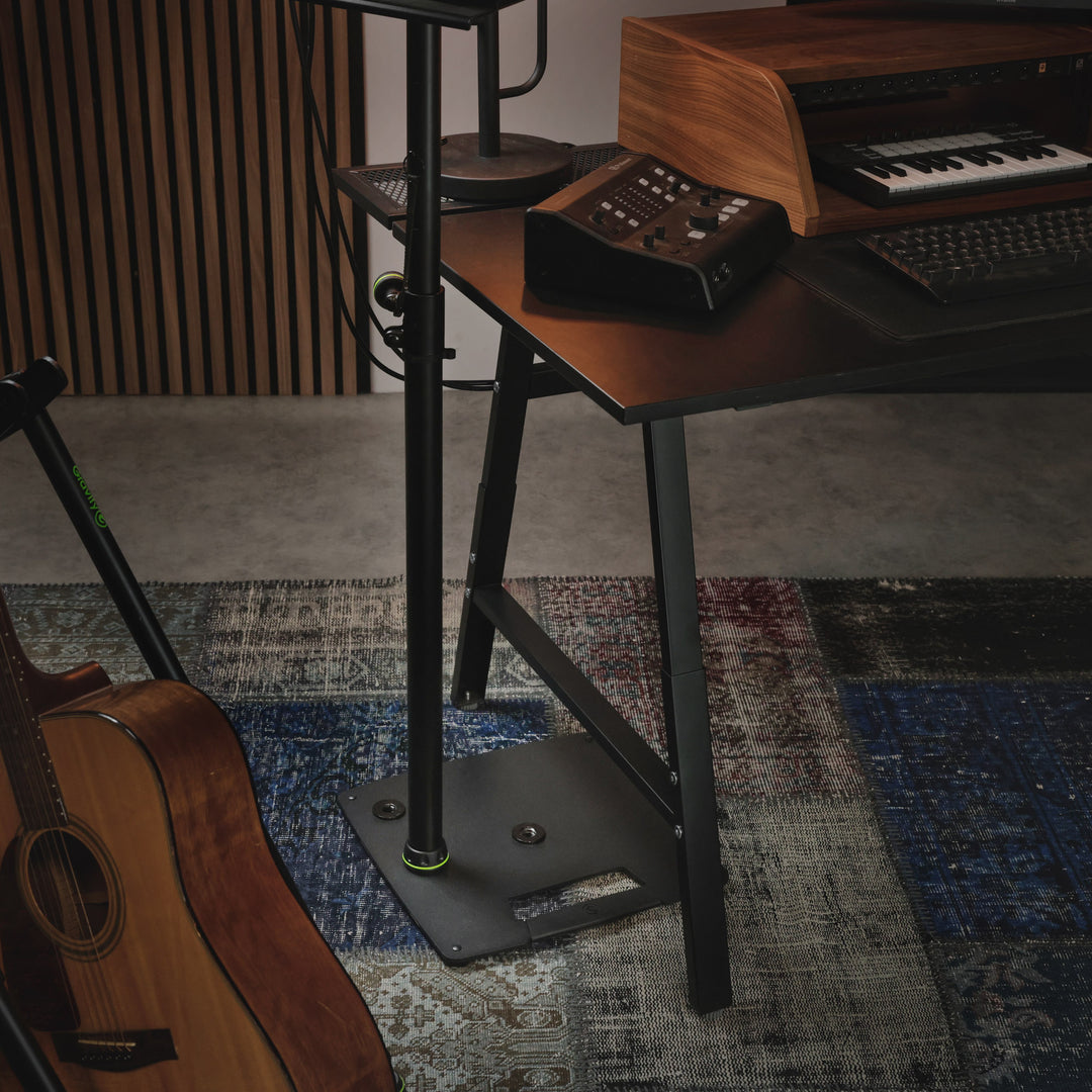 Gravity SP 3202 CS B - Supporto per altoparlante per monitor da studio con base quadrata in acciaio
