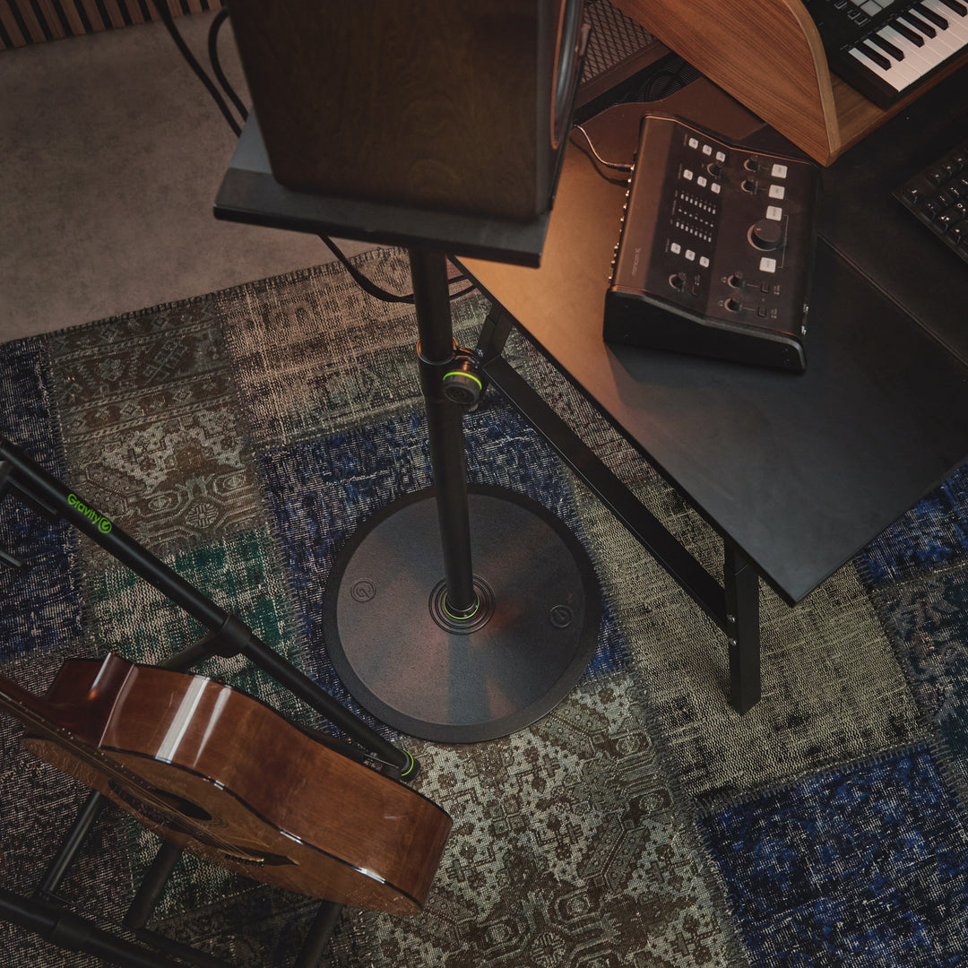 Gravity SP 3202 LR B - Supporto per monitor da studio con grande base rotonda